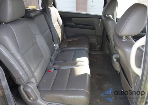 2013 Honda Odyssey Touring/Touring Elite z USA, uszkodzony, nr VIN 5FNRL5H93DB066984